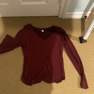 Women's V-Neck Burgundy Top